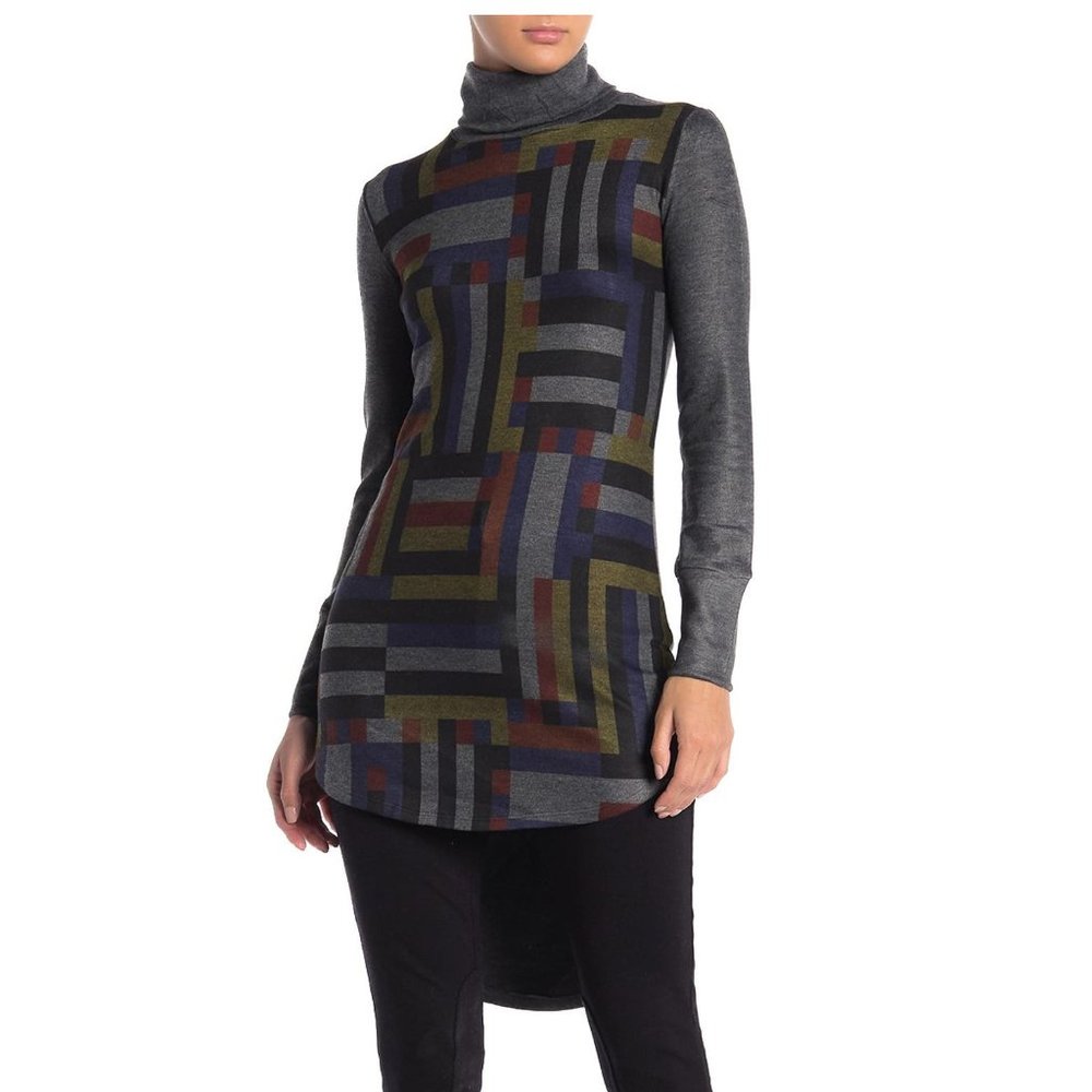 NWOT, Turtleneck High/Low Hem Tunic Sweater GO COUTURE